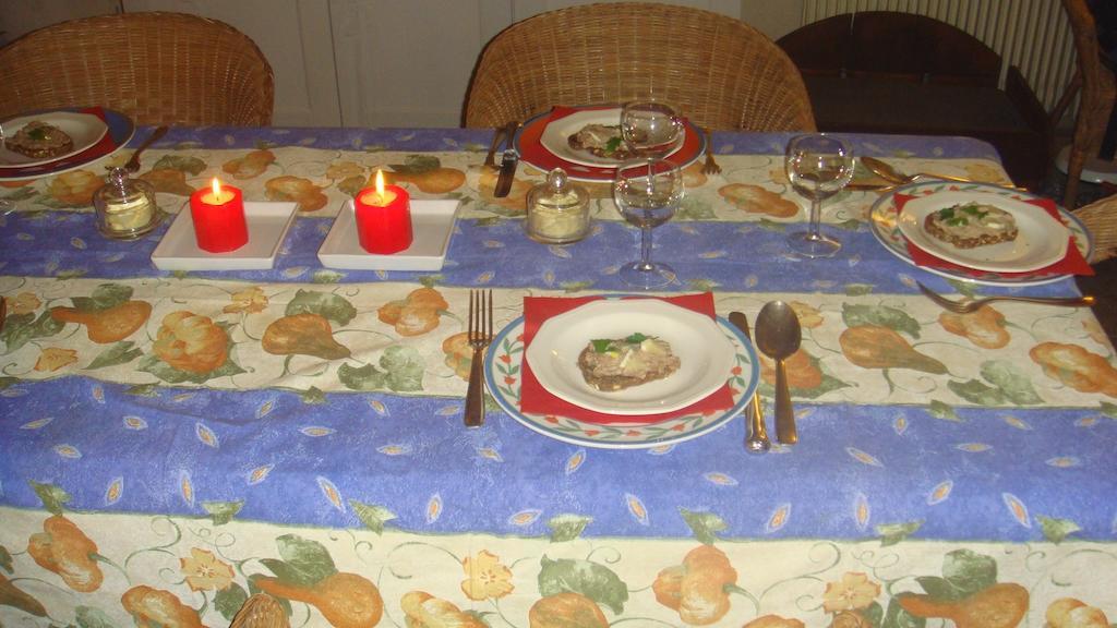 Le Richelieu Bed and Breakfast Uzès Eksteriør billede