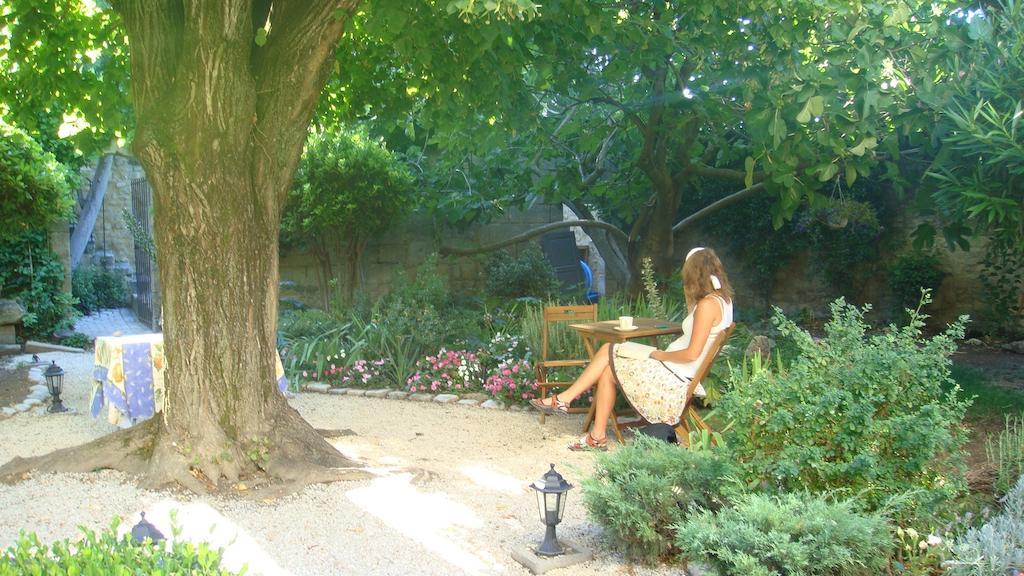 Le Richelieu Bed and Breakfast Uzès Eksteriør billede