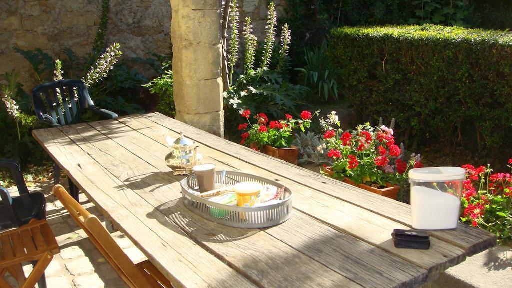 Le Richelieu Bed and Breakfast Uzès Eksteriør billede