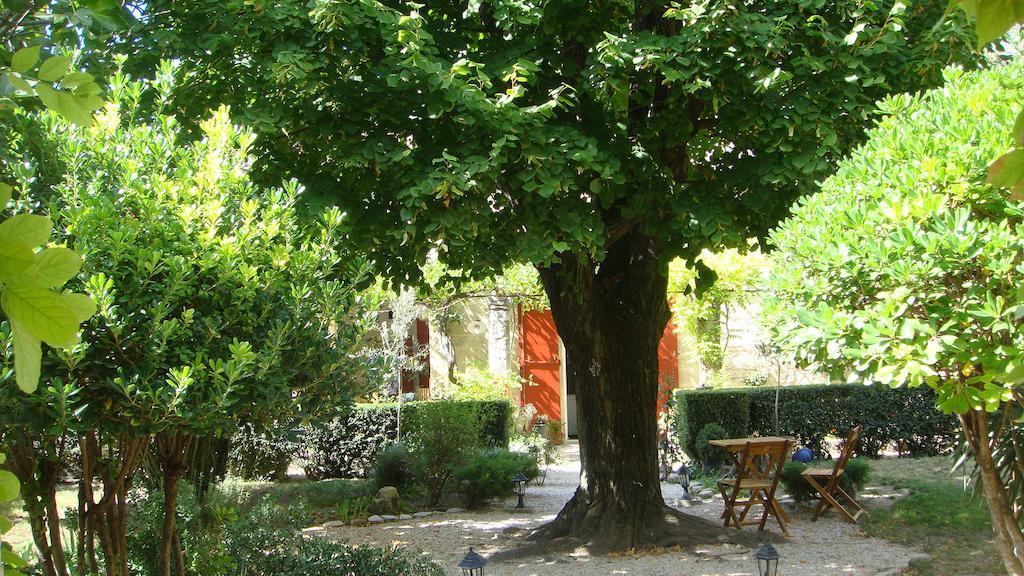 Le Richelieu Bed and Breakfast Uzès Eksteriør billede