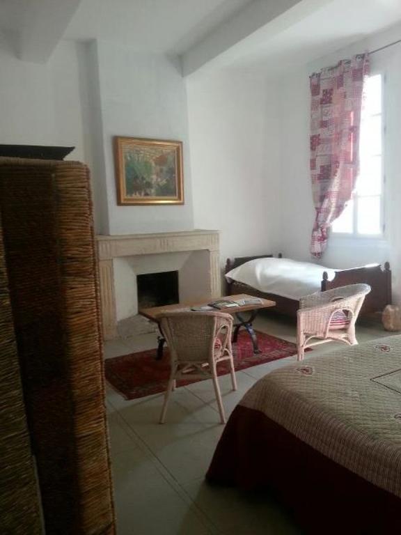 Le Richelieu Bed and Breakfast Uzès Eksteriør billede