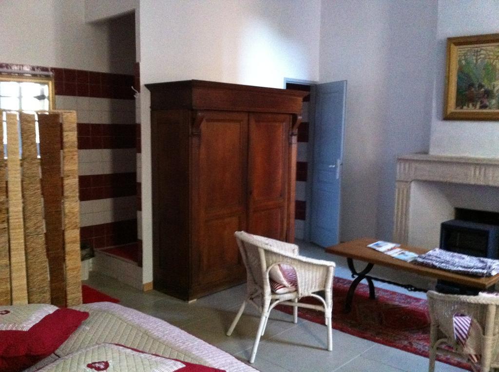 Le Richelieu Bed and Breakfast Uzès Eksteriør billede